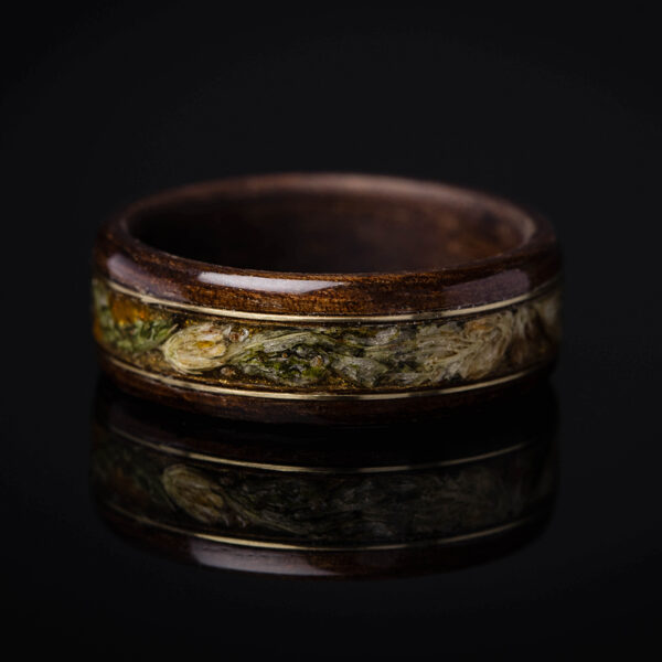 Walnut ring with flowers